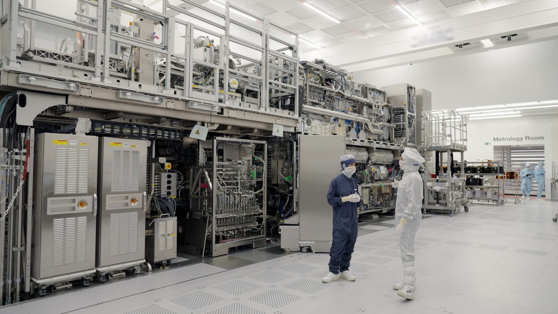 TSMC и Samsung внедряют новейшие инструменты для производства микросхем ASML, поскольку искусственный интеллект повышает спрос