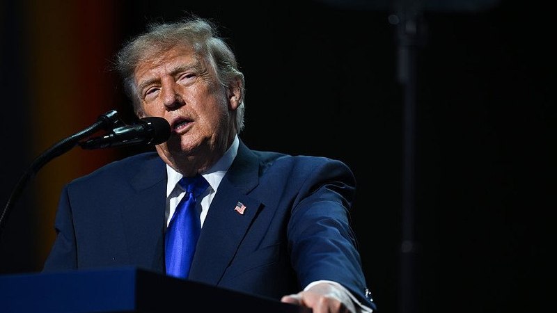 Трамп-недвижимость и ирландские намёки: почему сегодняшние новости — это спекуляции, а не повод менять планы