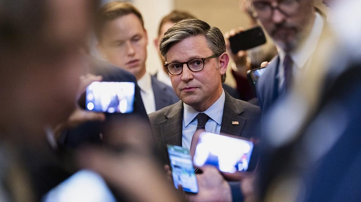 В конгрессе США ответили на предупреждение о захвате интернета «роем ИИ»