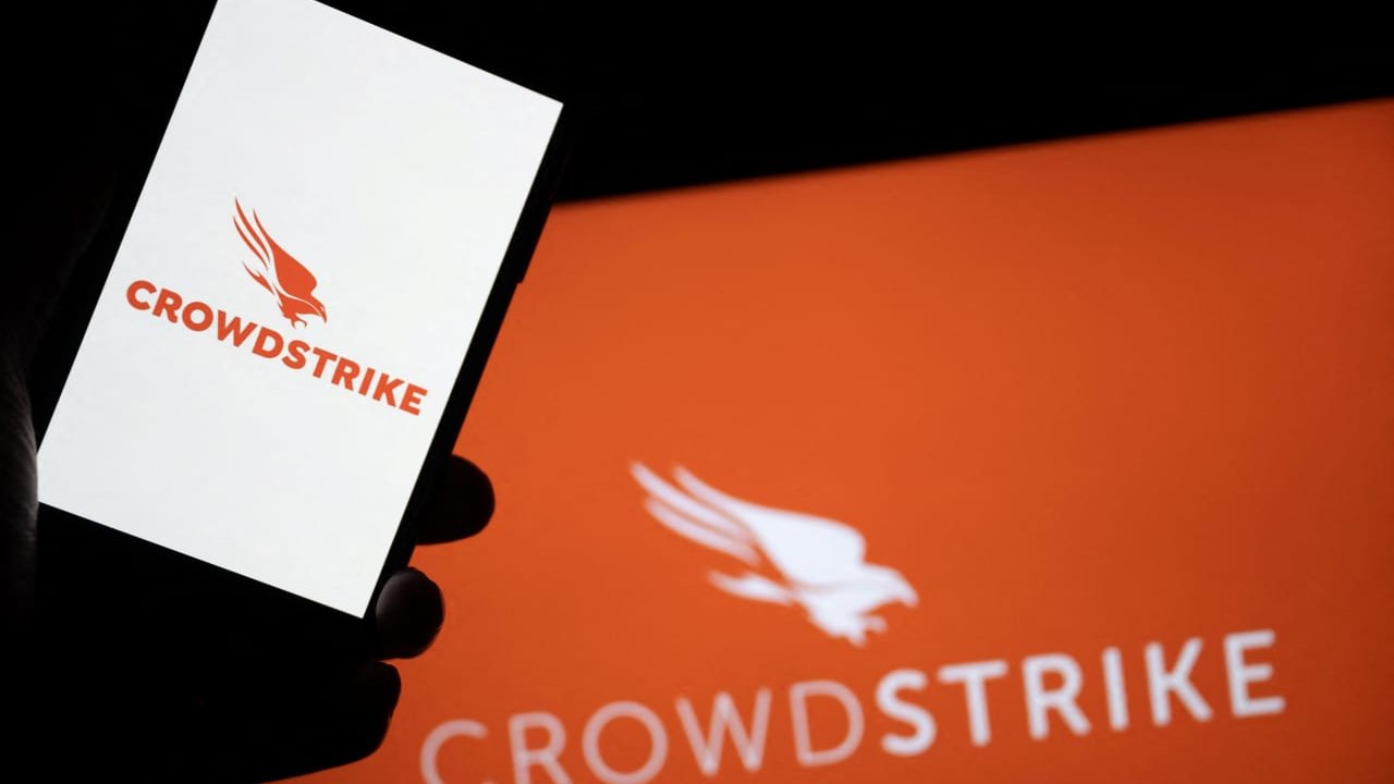 CrowdStrike и Palo Alto Networks ведут акции софтверных компаний к беспрецедентному достижению