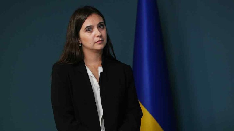 Зеленский ввёл санкции против бывшего помощника, ставшего критиком