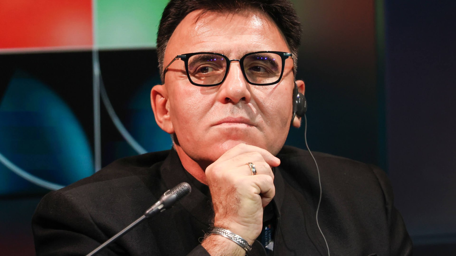 Александр Жаров призвал телеканалы учитывать разные форматы при создании контента — включая короткие видео