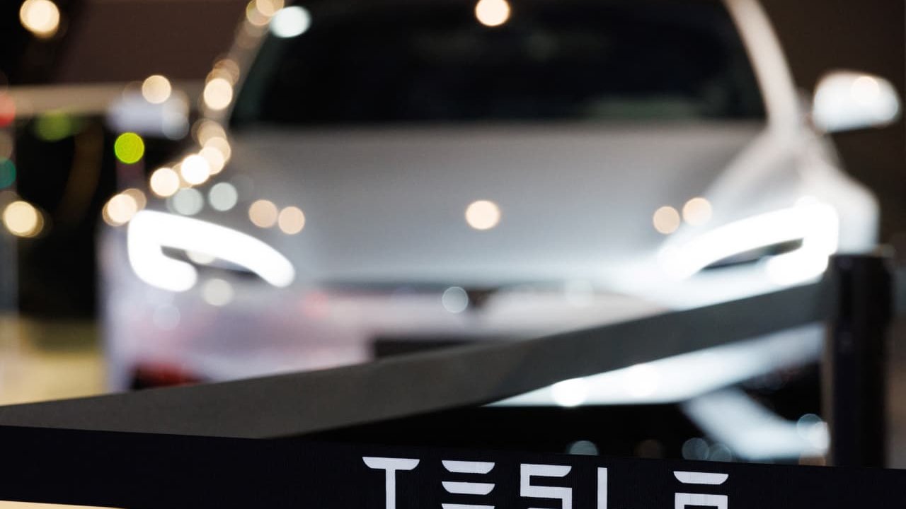 Отчет Tesla о поставках уже не за горами. Ожидайте снижения продаж.