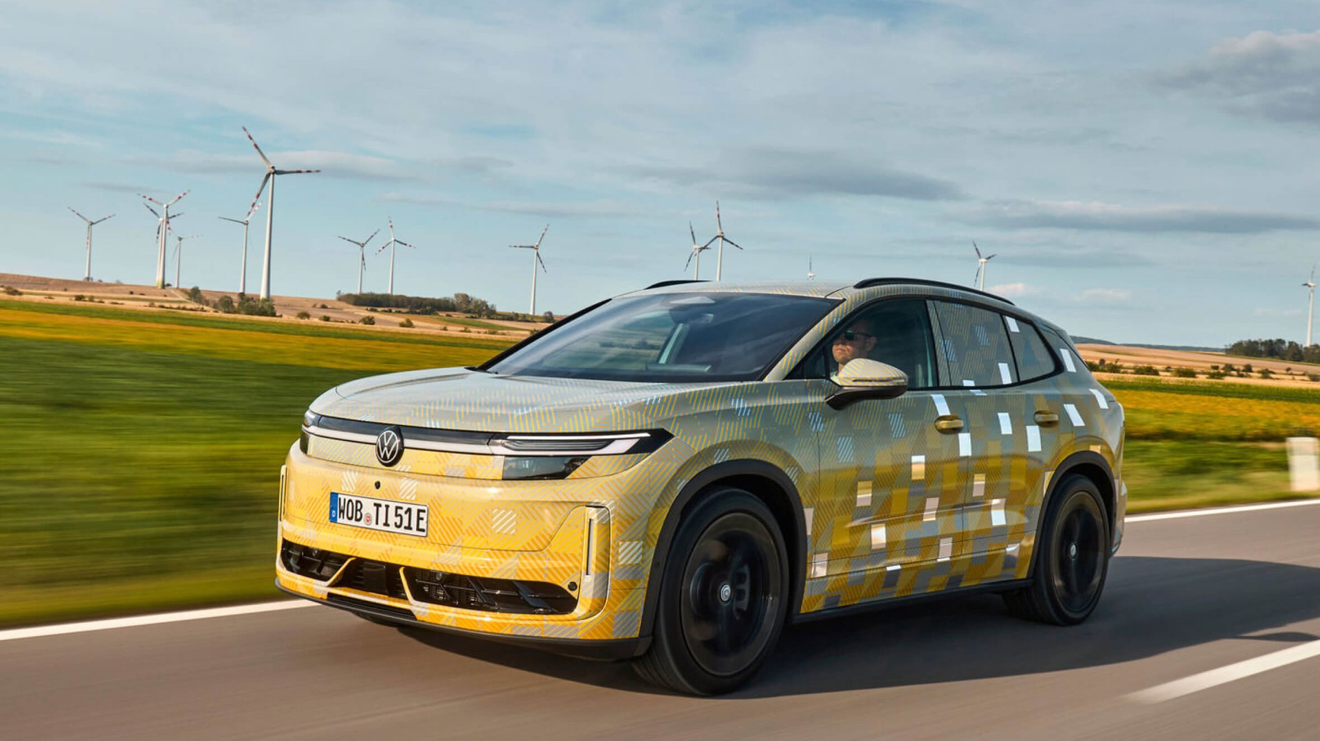 В России начали продавать Volkswagen Tiguan L Pro китайской сборки — по цене от 3,8 млн ₽