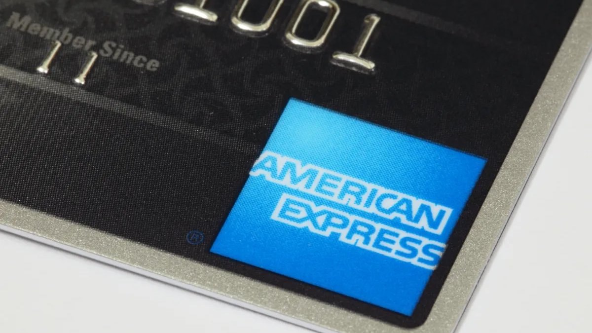 Amex представил систему для предотвращения несанкционированных покупок с помощью ИИ-агентов.