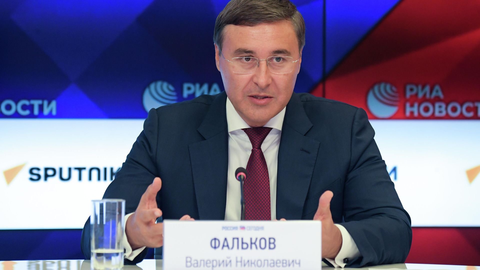 4,9 трлн на науку: кто получит рабочие места и гранты, а кто останется за бортом