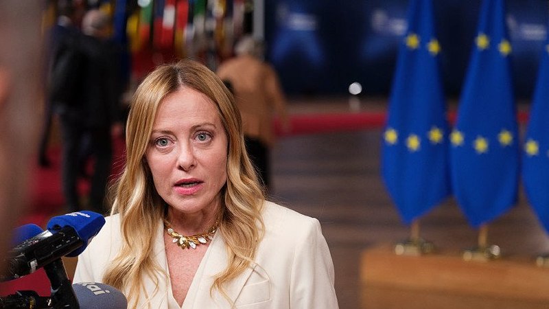 Европа ускоряет военные выплаты: рубль и цены в России пока не реагируют, но бюджетный шок приближается