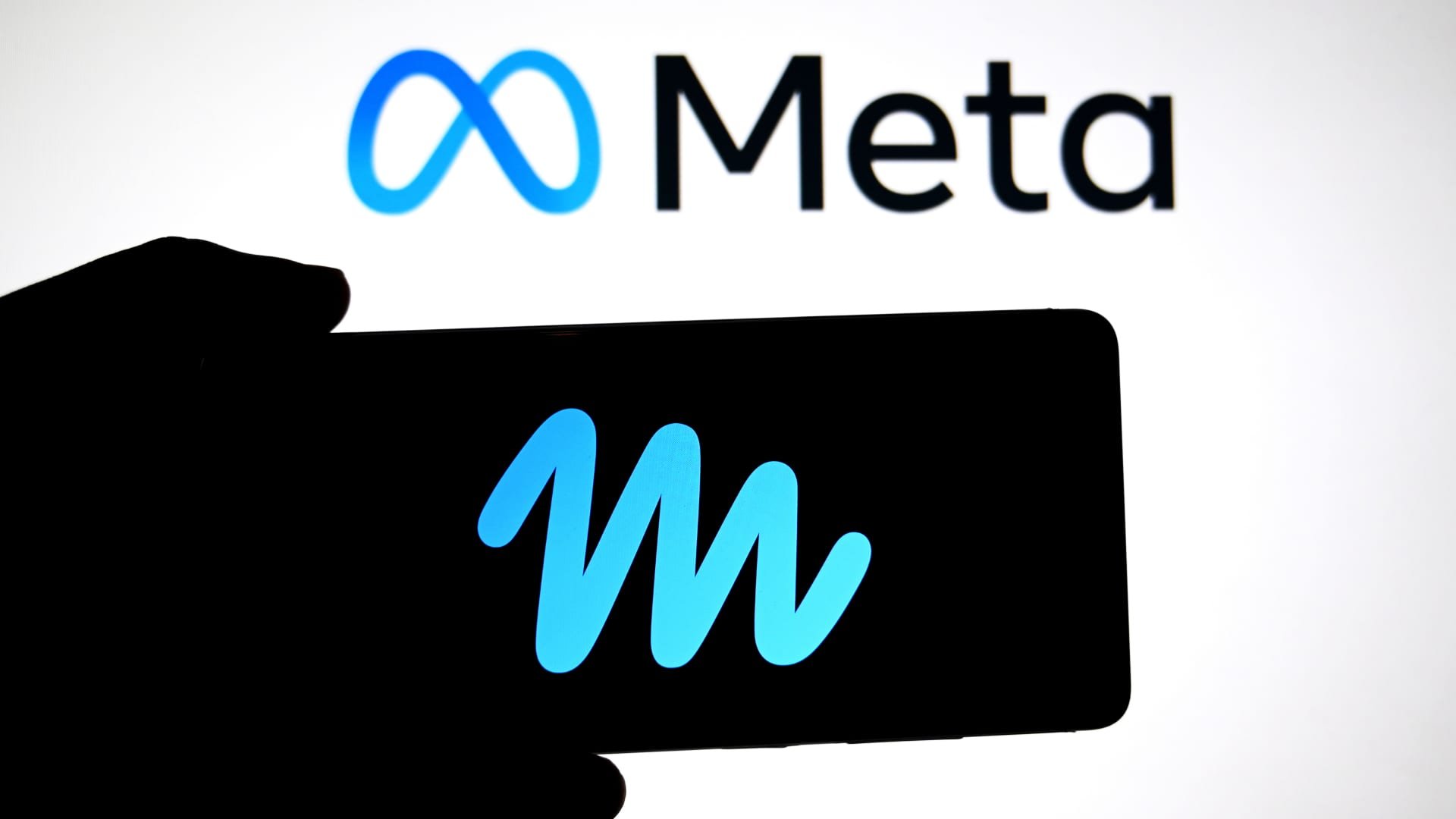 Meta* проводит размещение акций на $35 млрд для финансирования развития ИИ