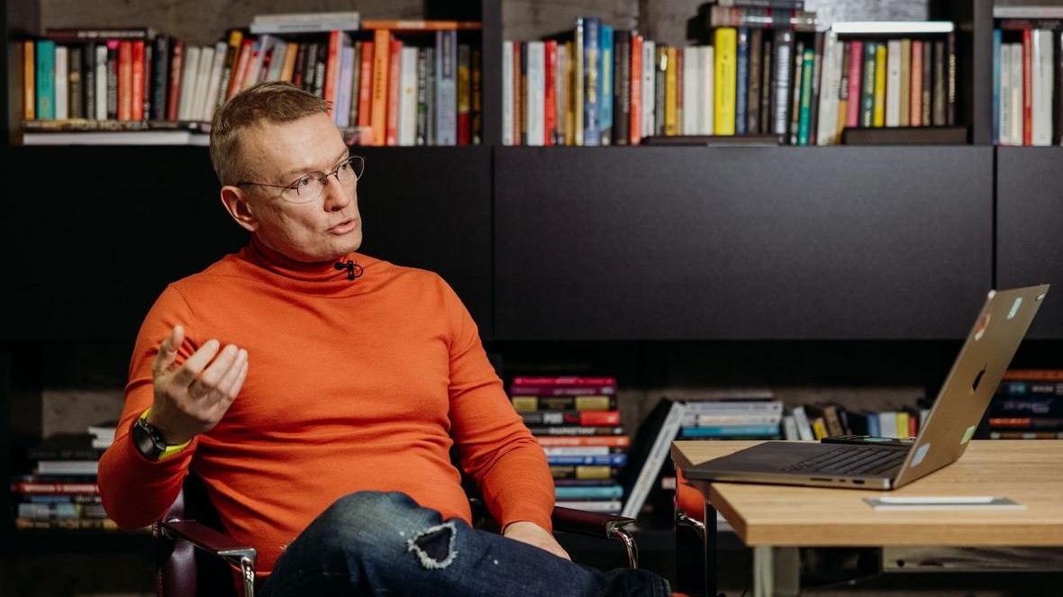 Глава «Читай-города» рассказал о закрытии книжных в нефтяных городах